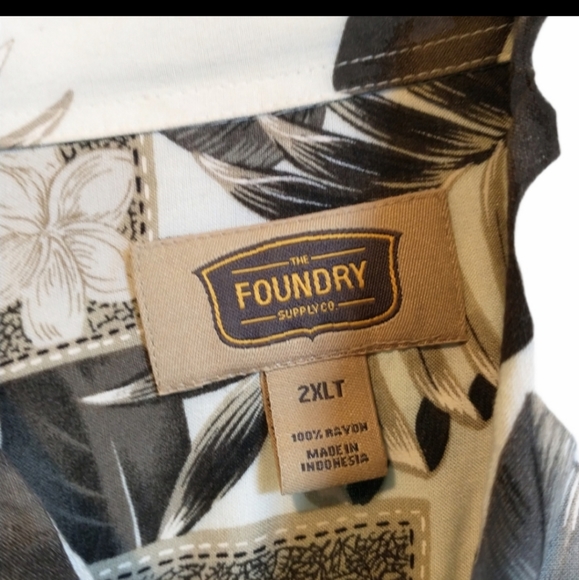 The Foundry Palm Tree Big and Tall 2XLT - Picture 3 of 5